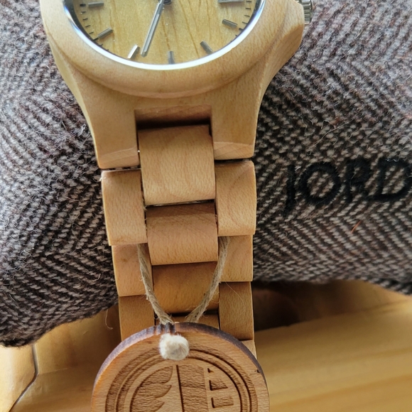 JORD UNISEX Handcrafted Wood Watch NWT - Picture 13 of 16